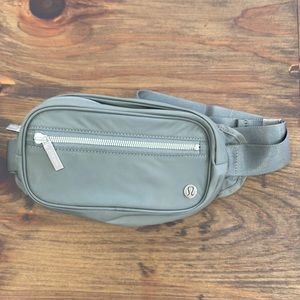 Lululemon Wunderlust Belt Bag